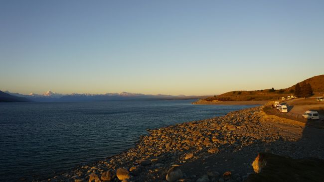End of the day at Lake Pukaki 