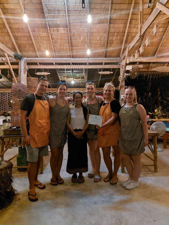 Сонгкран и урок тайской кулинарии