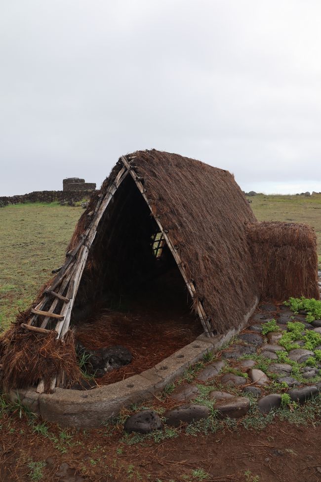 Replikat einer typischen Rapa Nui Hütte