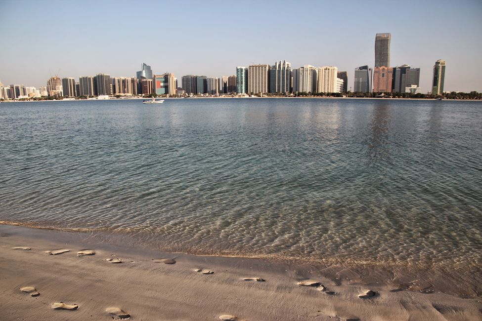 Blick auf Abu Dhabi