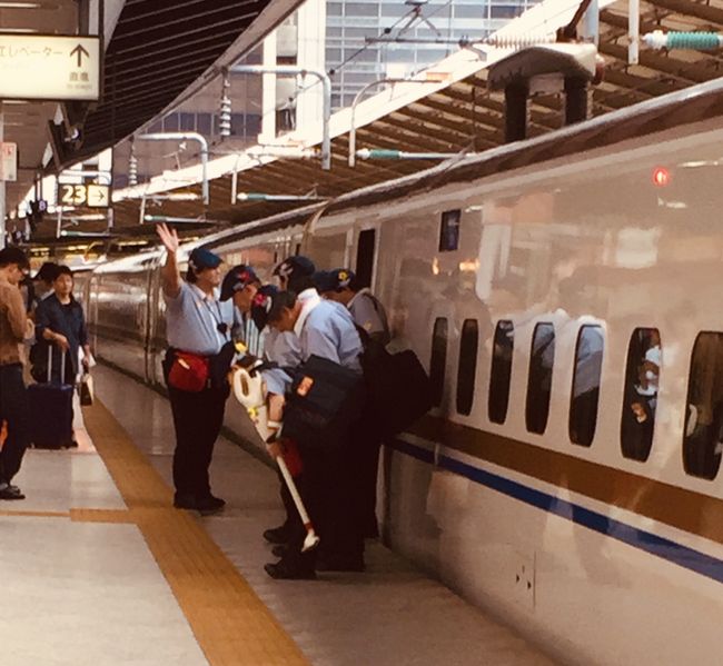 Mit dem Shinkansen nach Kanazawa