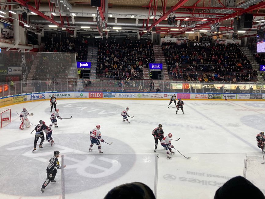 Hockey game Jyväskylä vs. Helsinki 15.3.