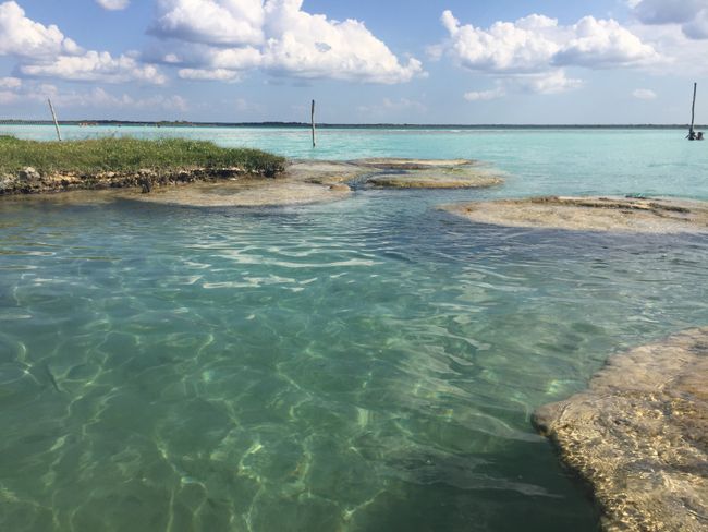 Bacalar - the Lagoon of the seven colors
