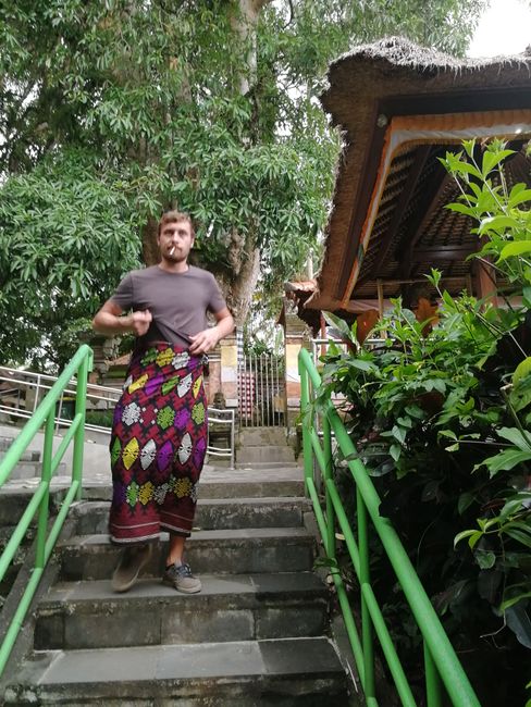 Matze in traditional Balinese clothing
