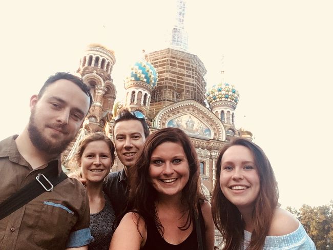 Walking Tour Crew, St. Petersburg
