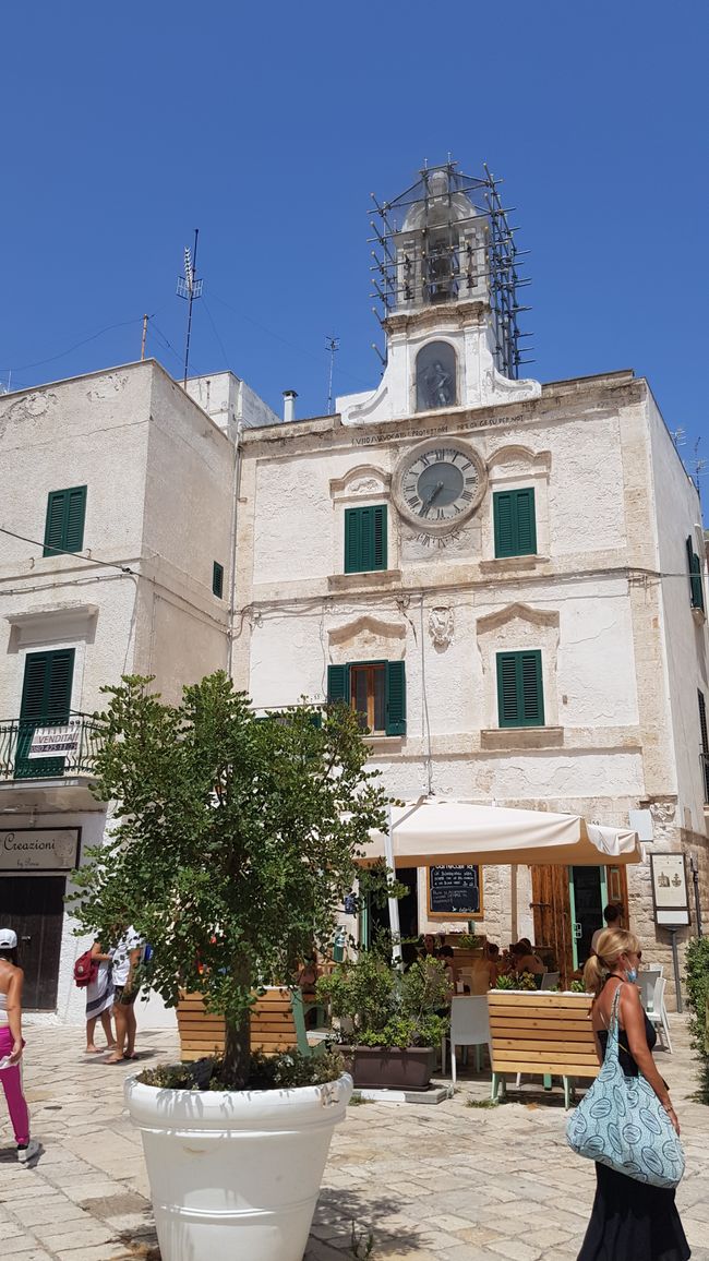 Ankommen in Bella Italia: Bari - Polignano a Mare - Alberobello (23. Stop)