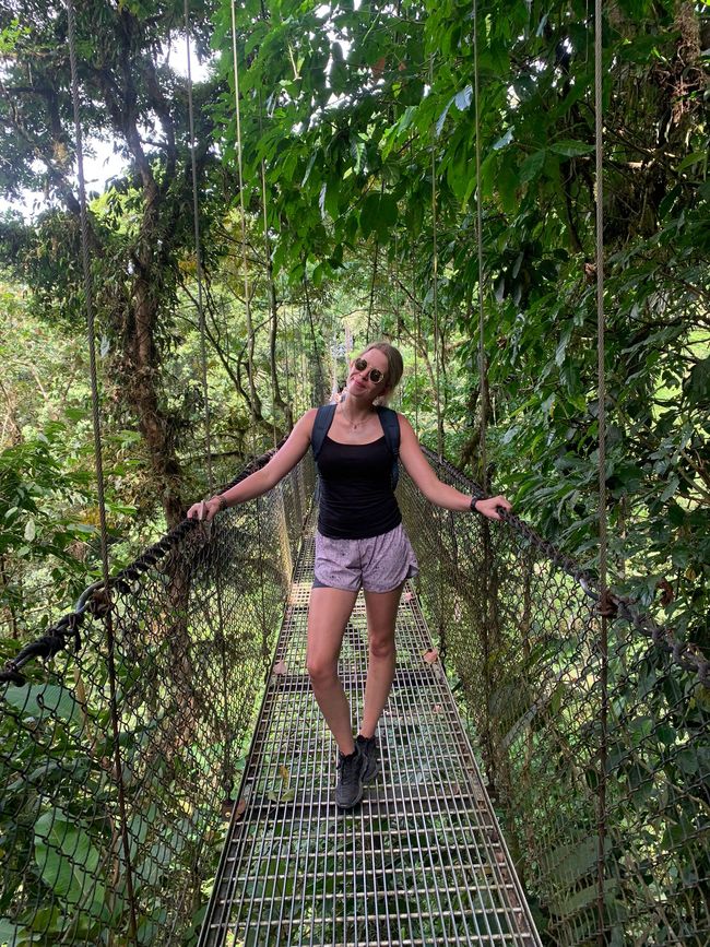 La Fortuna - Hanging bridges in the jungle, you can't get more touristy than that. :D