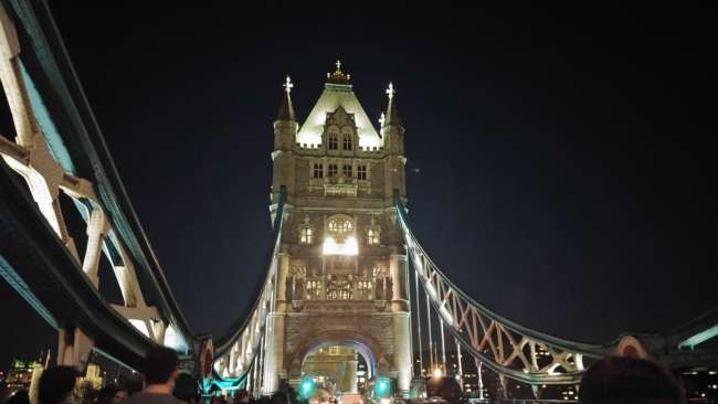 Tower Bridge Spaziergang