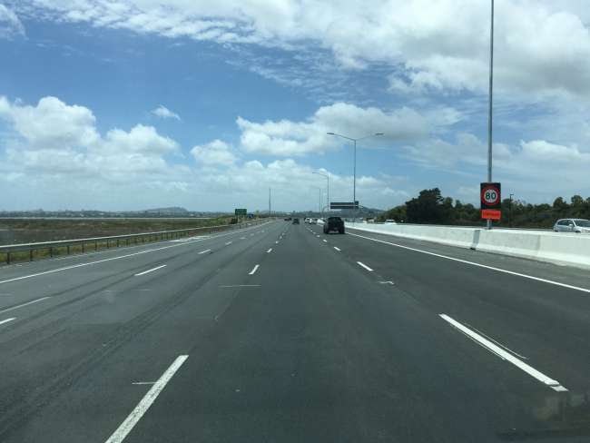 4-lane highway in Auckland