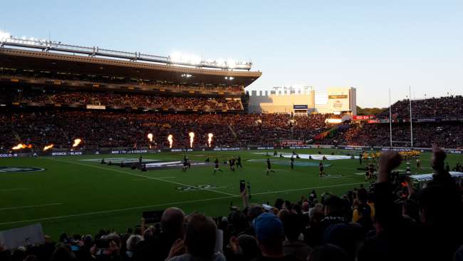 The All Blacks march in!