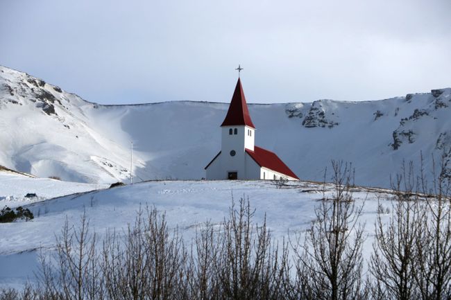 Die Kirche in Vík í Mýrdal