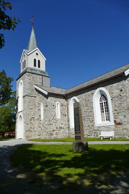 Norwegen mit Hurtigruten // Tag 11 // Kirche in Brønnøysund