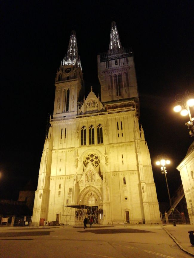Kathedrale von Zagreb bei Nacht