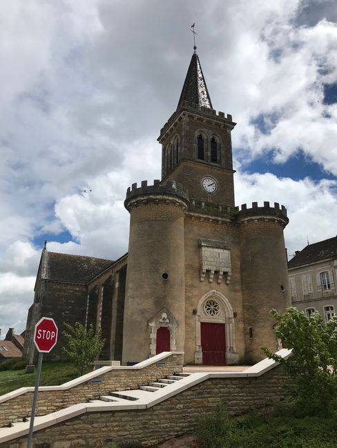 May 11th/42nd day: Completed 6th week! Fontaine - Moroges