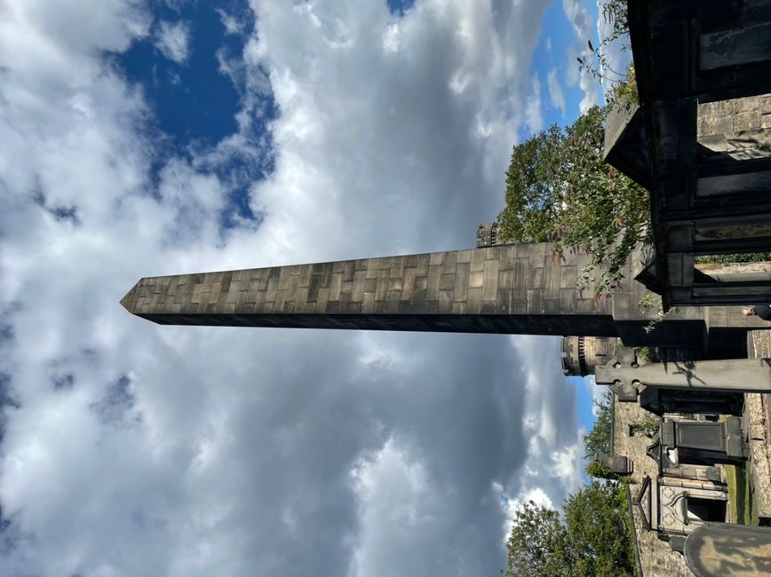 Stein Obelisk 