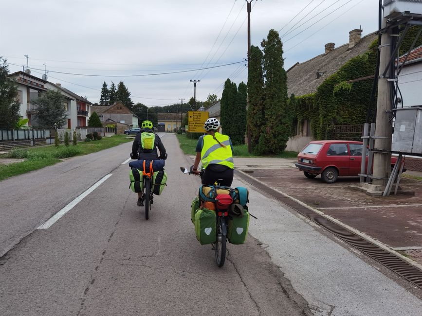 Hari 41 hingga 43 pemeriksaan polis, Serbia 🇷🇸 , penginapan pelancongan basikal di Sombor ♥️