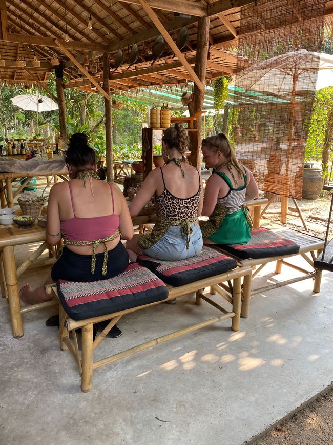 Songkran र थाई खाना पकाउने कक्षा