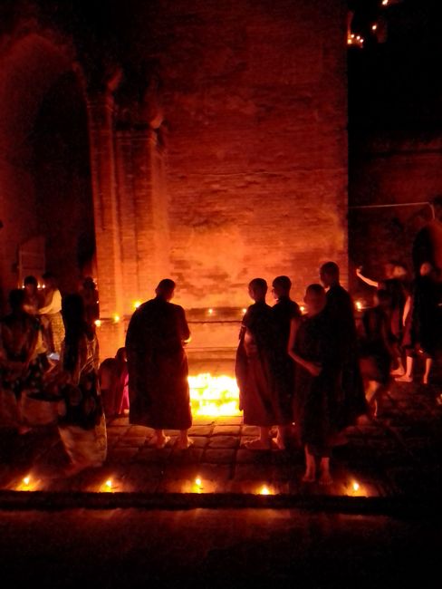 Lichterfest in Bagan