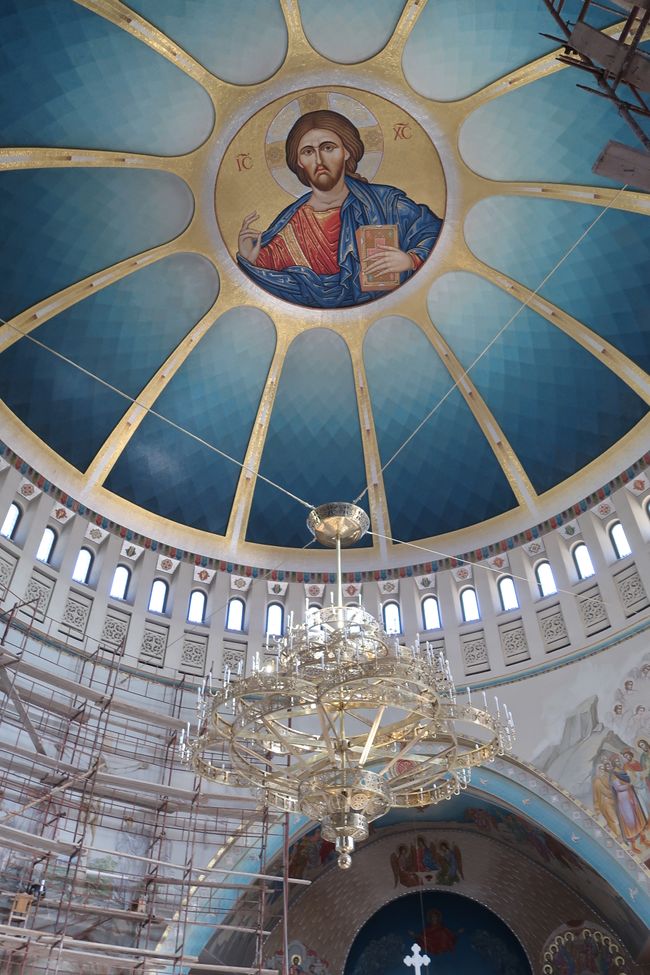 Im Innern der orthodoxen Kathedrale 