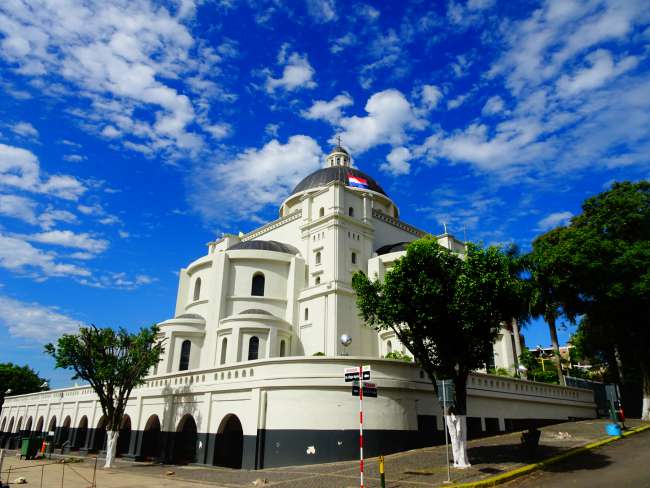 Kathedrale in Caacupé