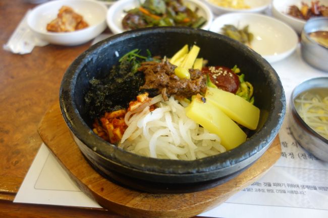 Eating in Korea
