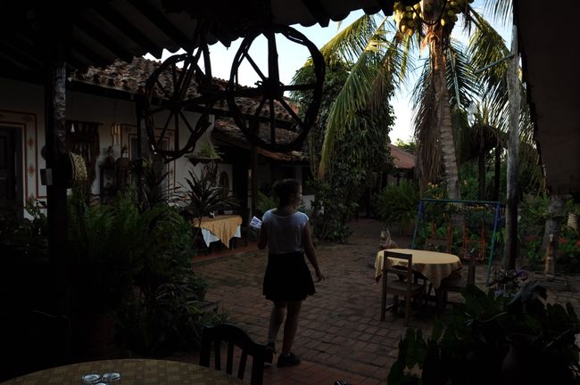 In other beautiful colonial courtyards, you can enjoy delicious food