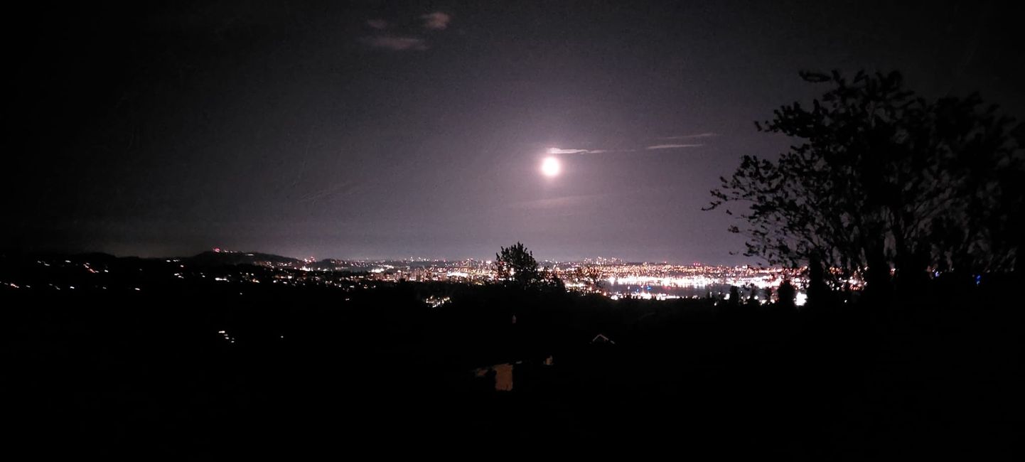 The moon over Vancouver