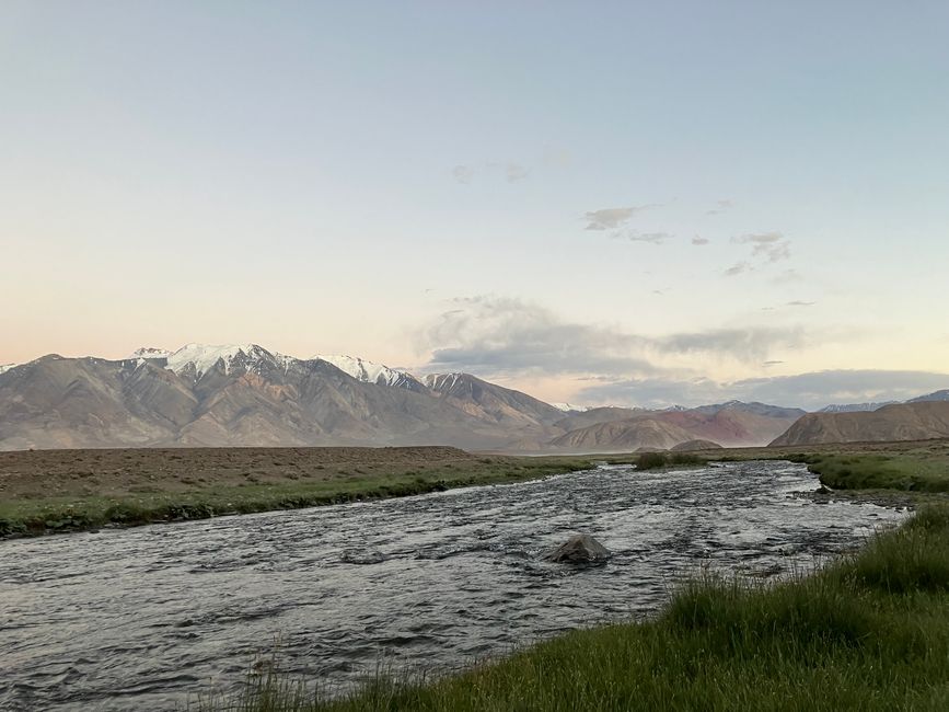Pamir: 120km to the nearest village