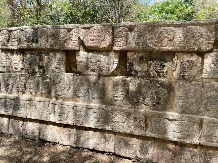 Chichén Itzá, Izamal und Mérida - 16. Tag