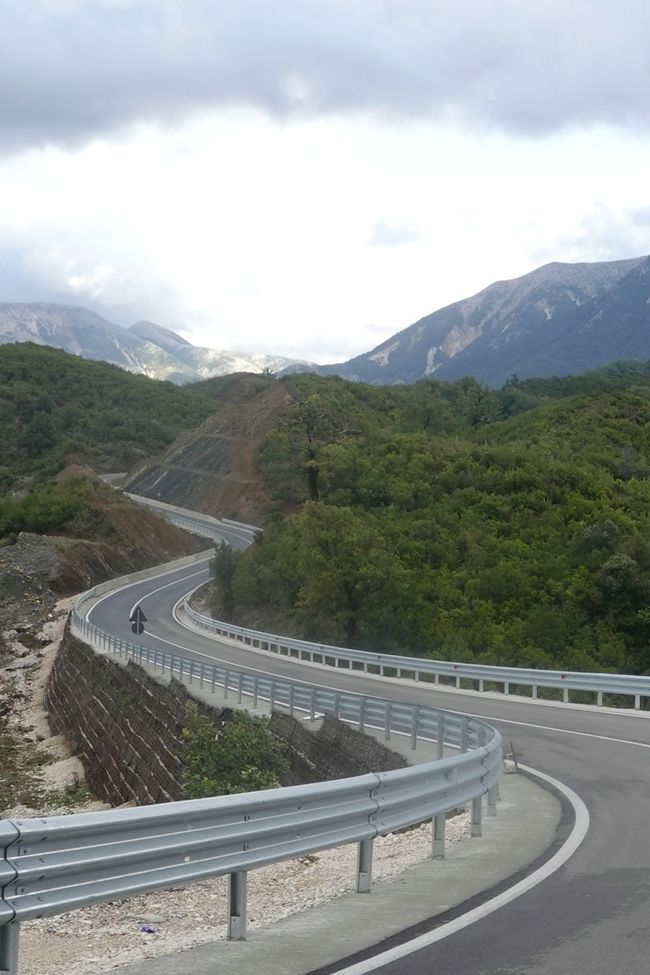 दिन 70 ते 74 सुंदर पहाड़ी अल्बानिया, परमेट, व्जोसा घाटी, लेक प्रेस्पा