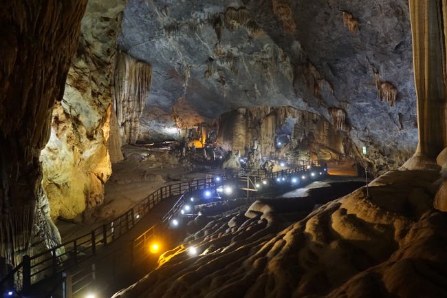 Paradise Cave Phong Nha und DMZ