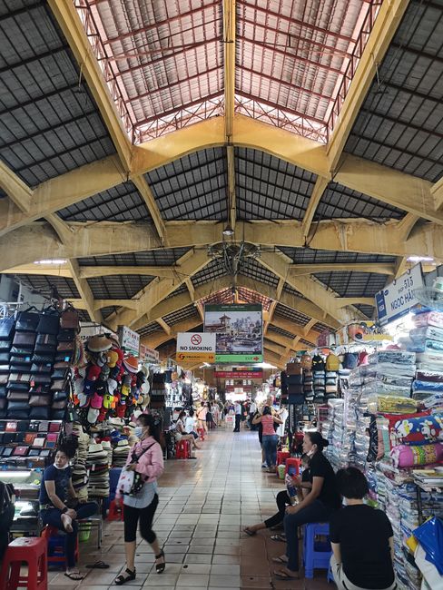 Ben Thành Market 