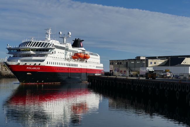 Norwegen mit Hurtigruten // Tag 10 // Hafen von Svolvær II