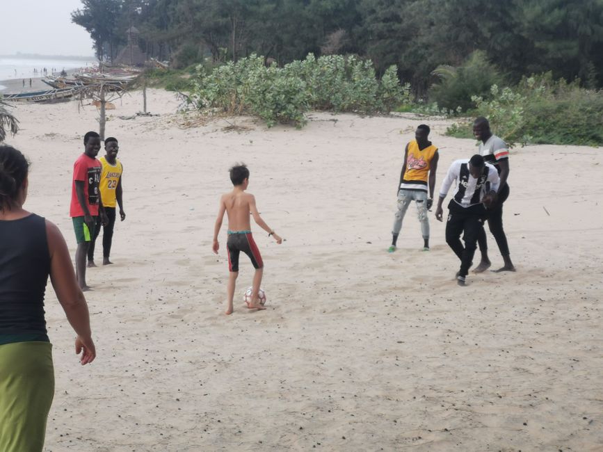 Fußball Training am Strand... Ein tägliches Vergnügen 