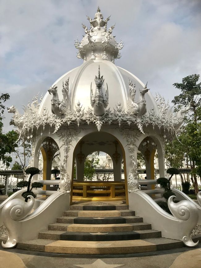 16. Tag - Chiang Rai - Wat Rong Khun