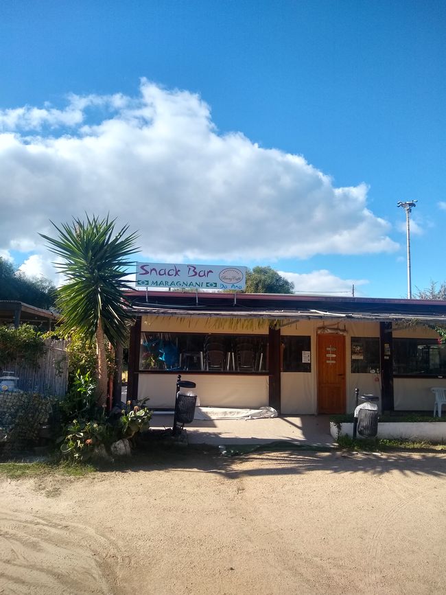 ... como ya se vivió en 1991 en Australia, allí el camping/pub se llamaba solo 'Daly Waters'....