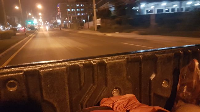 So I was picked up in the evening and it started right away with an adventurous ride on the back of a pickup truck. We drove 30 km from Mukdahan to a small village on the border with Laos. 