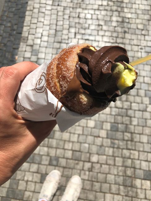 At every corner in Prague - must try! Around 1000kcal