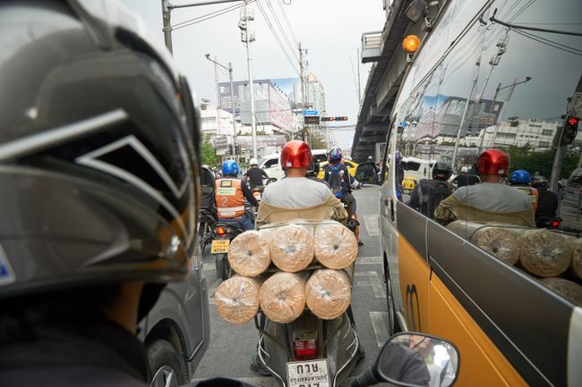 Bangkok - one last ride on a motorbike taxi through the urban jungle