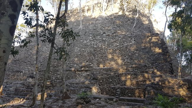 Climbing up to the El Mirador pyramid