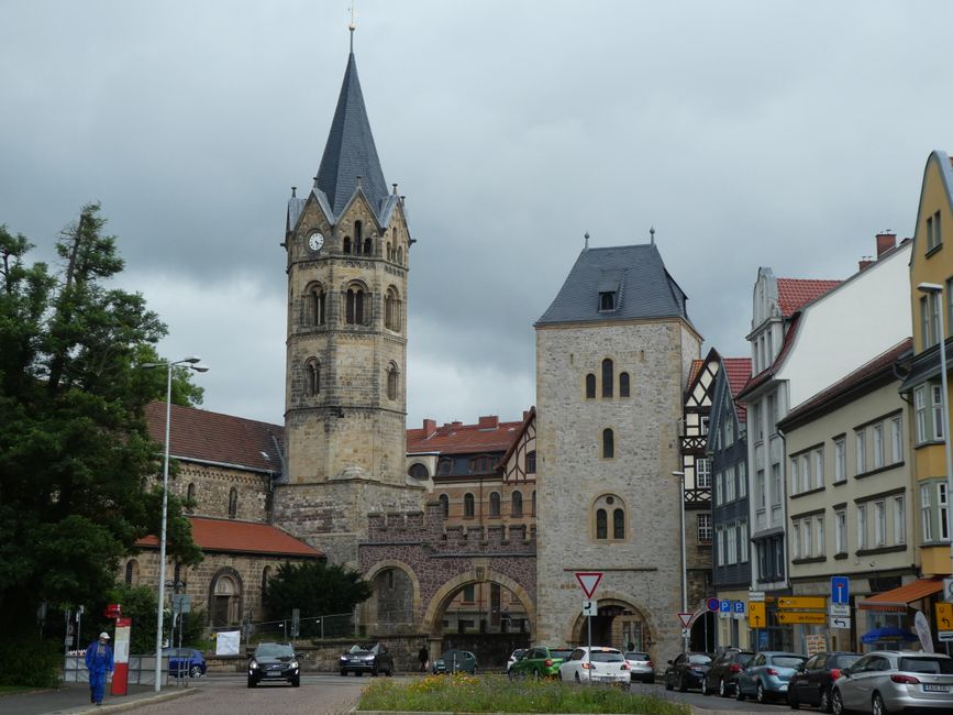 Nikolaitor und -kirche Eisenach