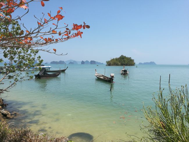 Blick auf die kleine Insel Koh Nok.
