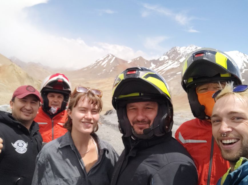 Selfie time at 4600+ m altitude
