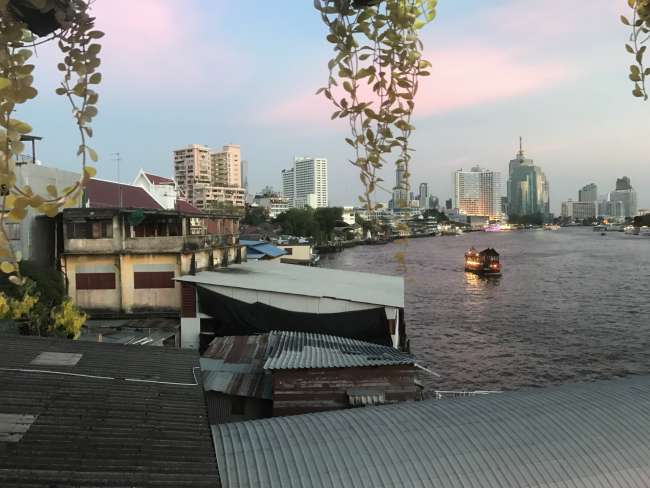 Pictures of Bangkok in the evening