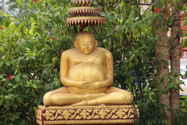 Ein dicker, goldener Buddha