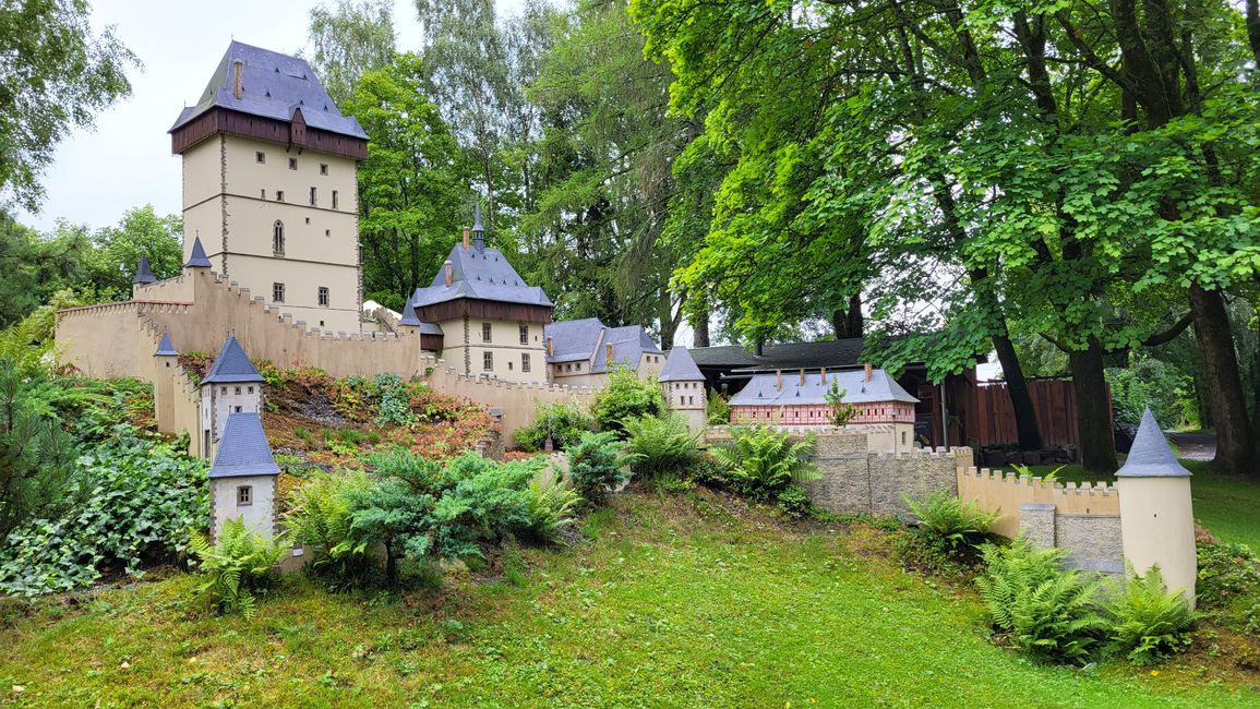 Modell Burg Karlstein