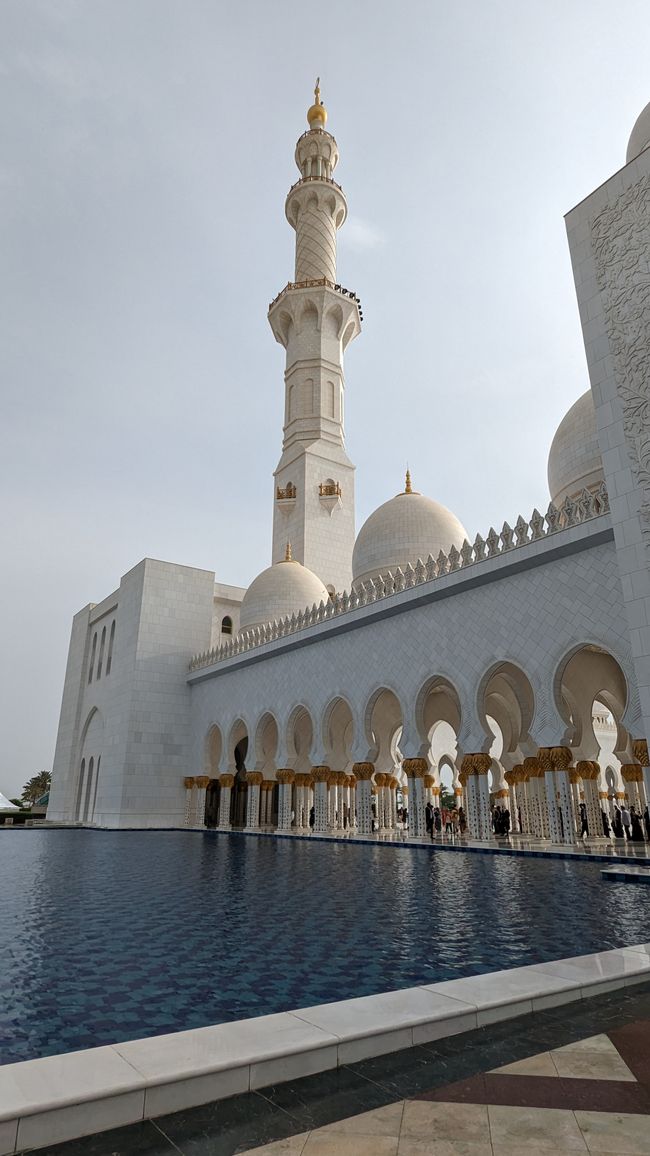 Day 10 (2023) Abu Dhabi: Sheikh Zayed Grand Mosque & Yas Bay
