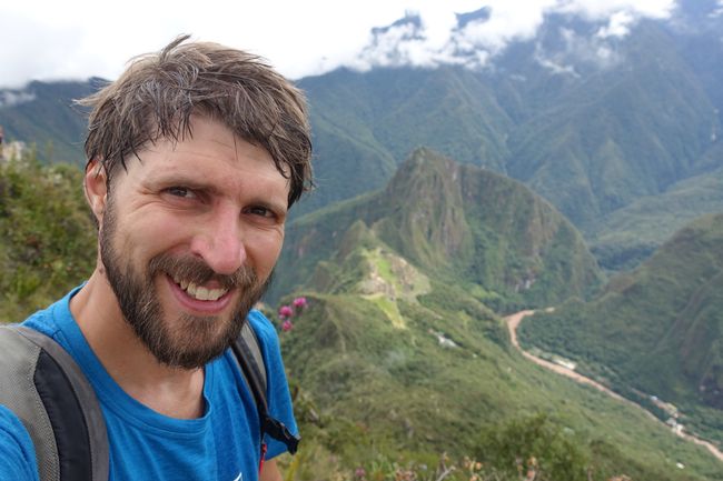 Up the Machu Picchu Mountain at record speed