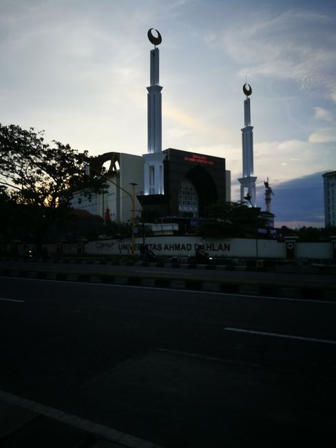 Von Jakarta nach Yogyakarta