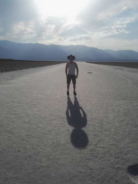 bei gemütlichen 50°C durch das Death Valley